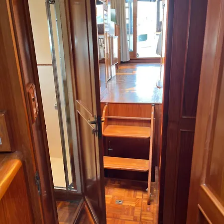 Yacht Moineau Vi * دوفييل